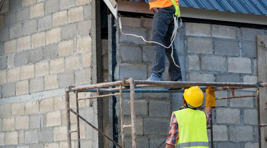 Professional residential roofers in Alamogordo, NM